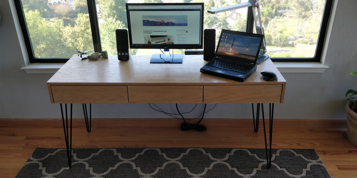 Modern Style Computer Desk